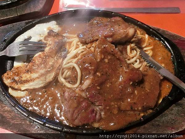 【桃園大溪】再訪大溪夜市 小琪牛排 佳湘麵包