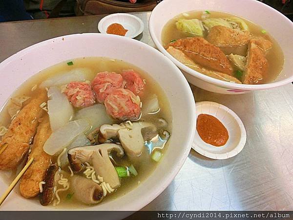 【台中西屯】阿華黑輪 逢甲夜市超人氣排隊小吃 連陸客都來朝聖