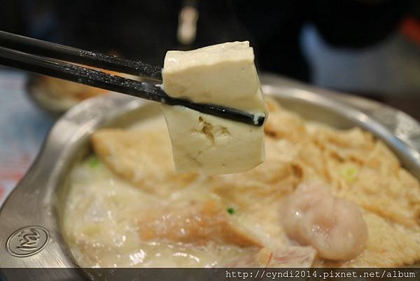 【台中西屯】聯亭泡菜鍋 逢甲必吃小火鍋店 超人氣奶香起司鍋 