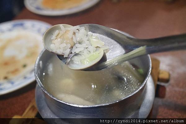 【嘉義東區】珍珍蚵仔煎海產粥 香煎虱目魚 文化夜市美食 攤子