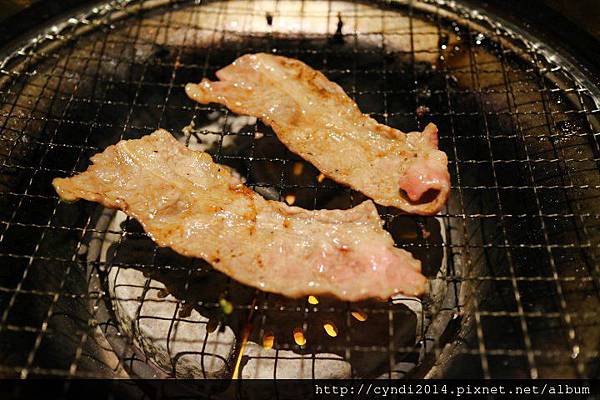 【台中西屯】乾杯燒肉居酒 超美味和牛牛排 橫膈膜 伊比利豬 