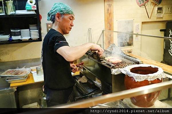 【日本東京】大衆炭火焼とり 億萬  在地人的最愛 人氣居酒屋