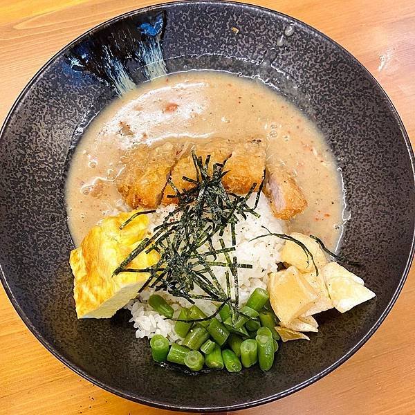樹丼食堂 支持老闆基本時薪一定可以買得起一個主餐的理念