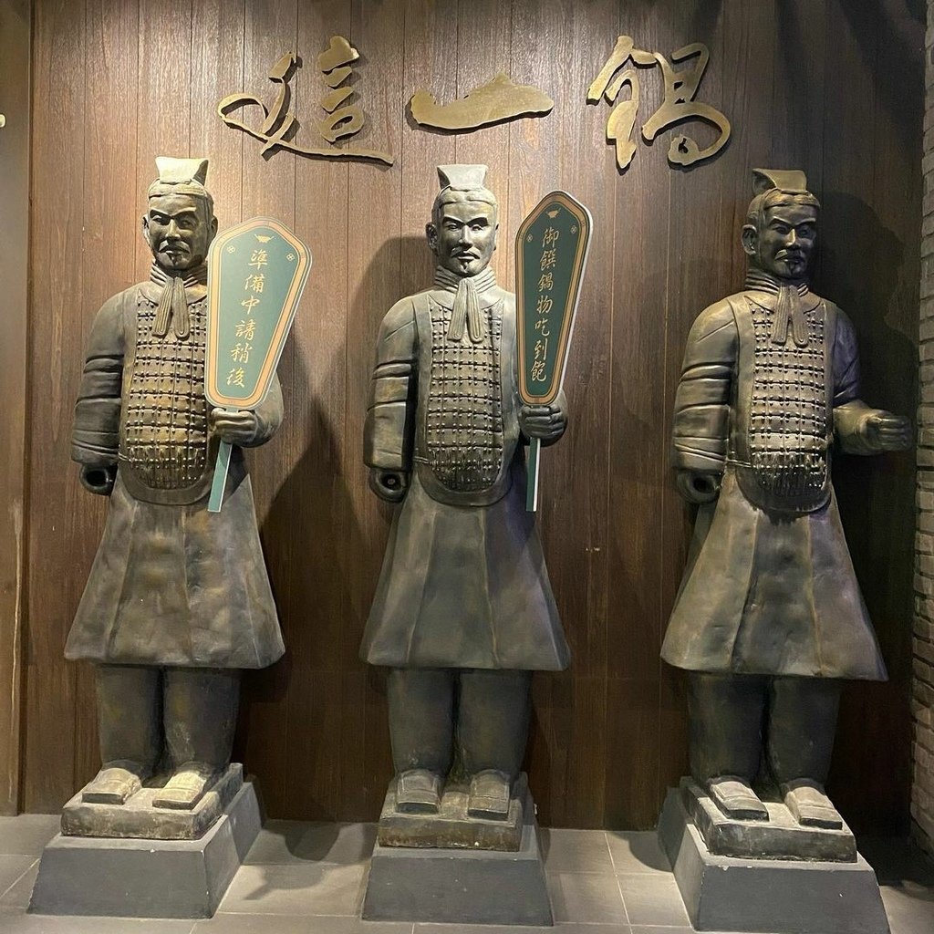 台北、台中｜這一鍋 台中崇德殿 火鍋吃到飽 裝潢食材一樣都不