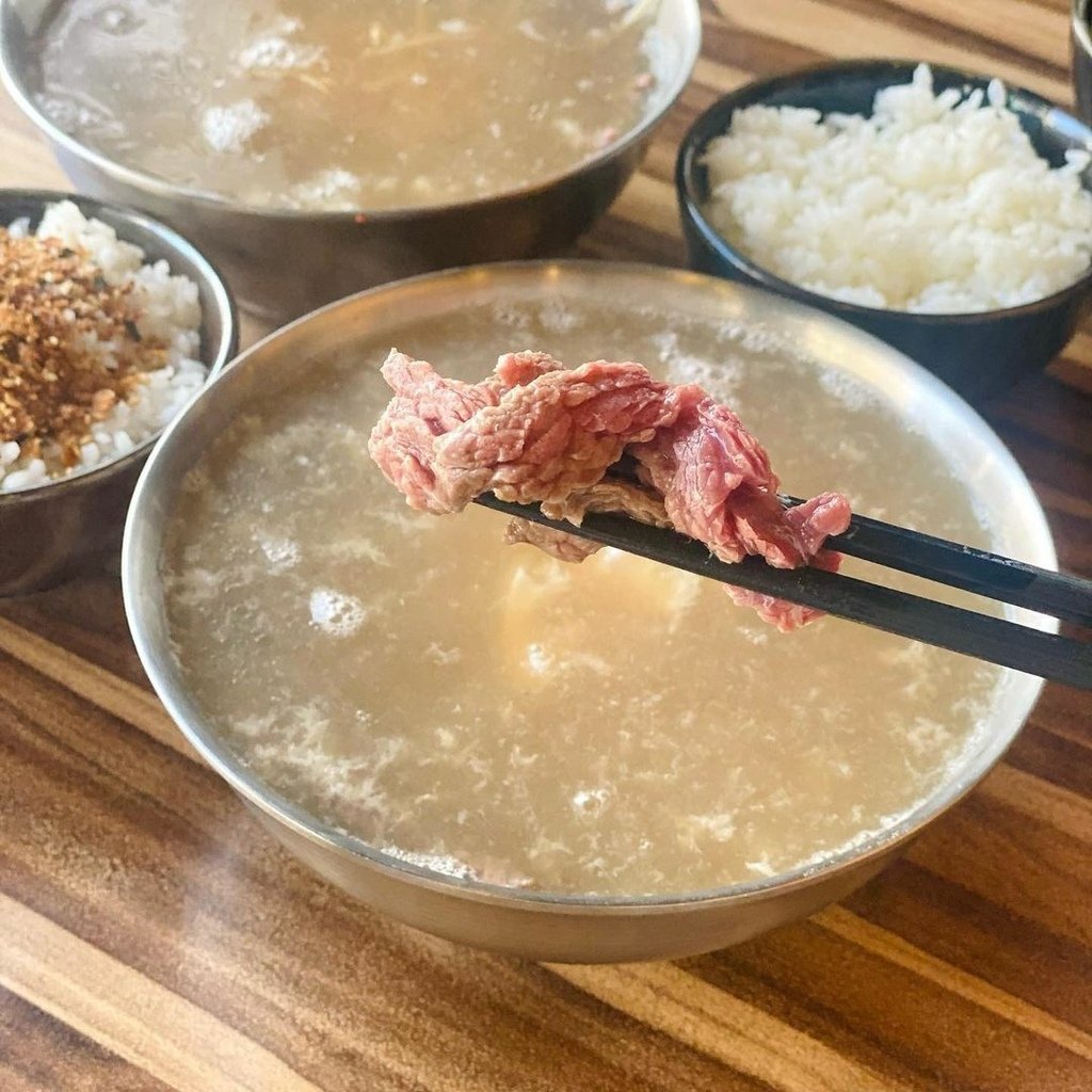 台南｜足歹呷牛肉湯 一週只開兩天 一天只開四小時