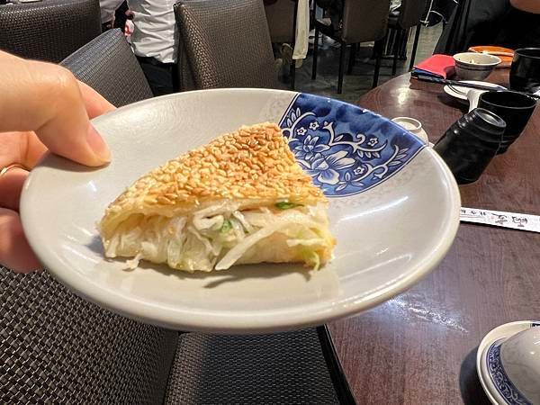 兩支北方麵館/超好吃蘿蔔絲餅/木須炒麵/合菜/捷運站美食