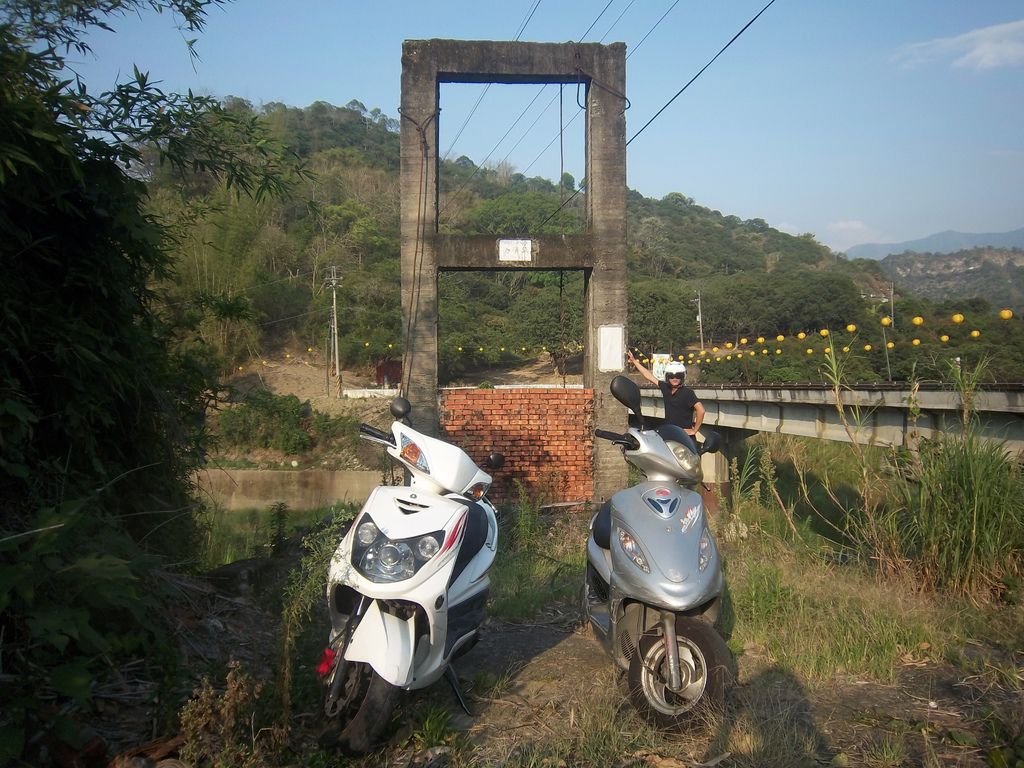 草嶺橋（太平）