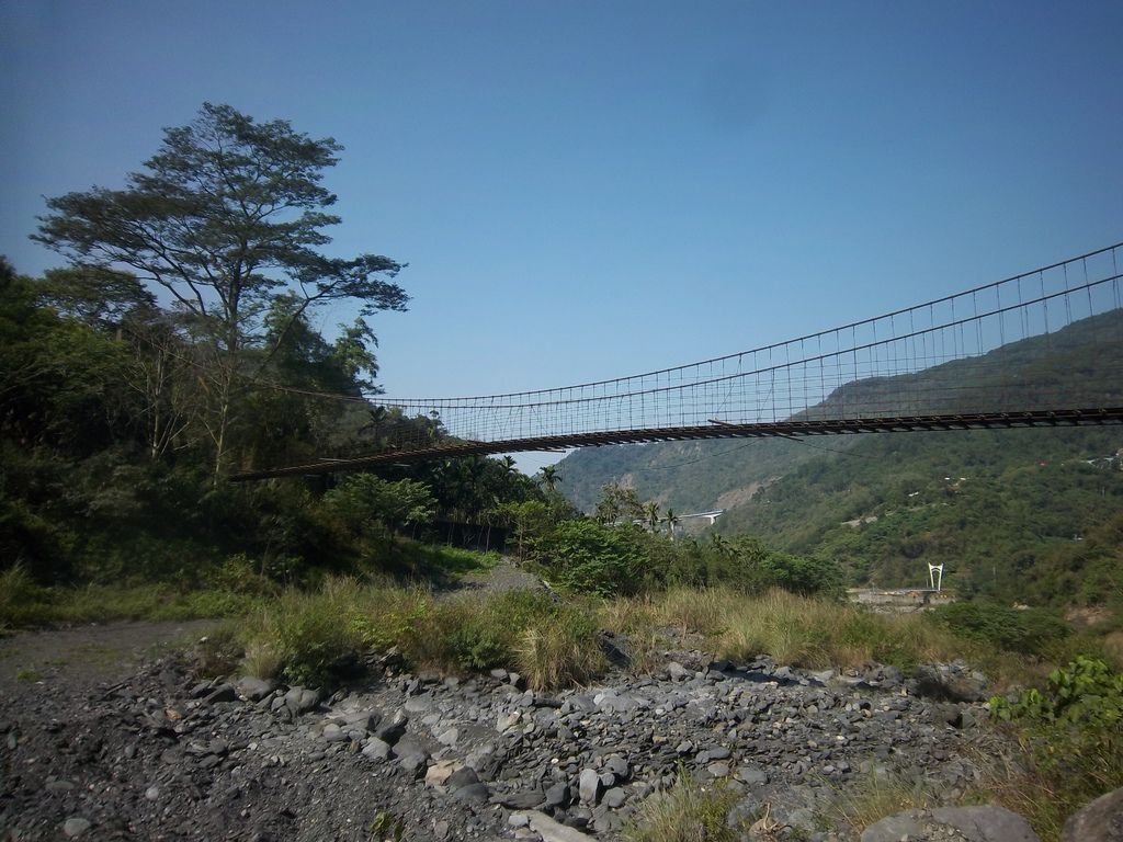 霧瓦娜吊橋（茂林里）