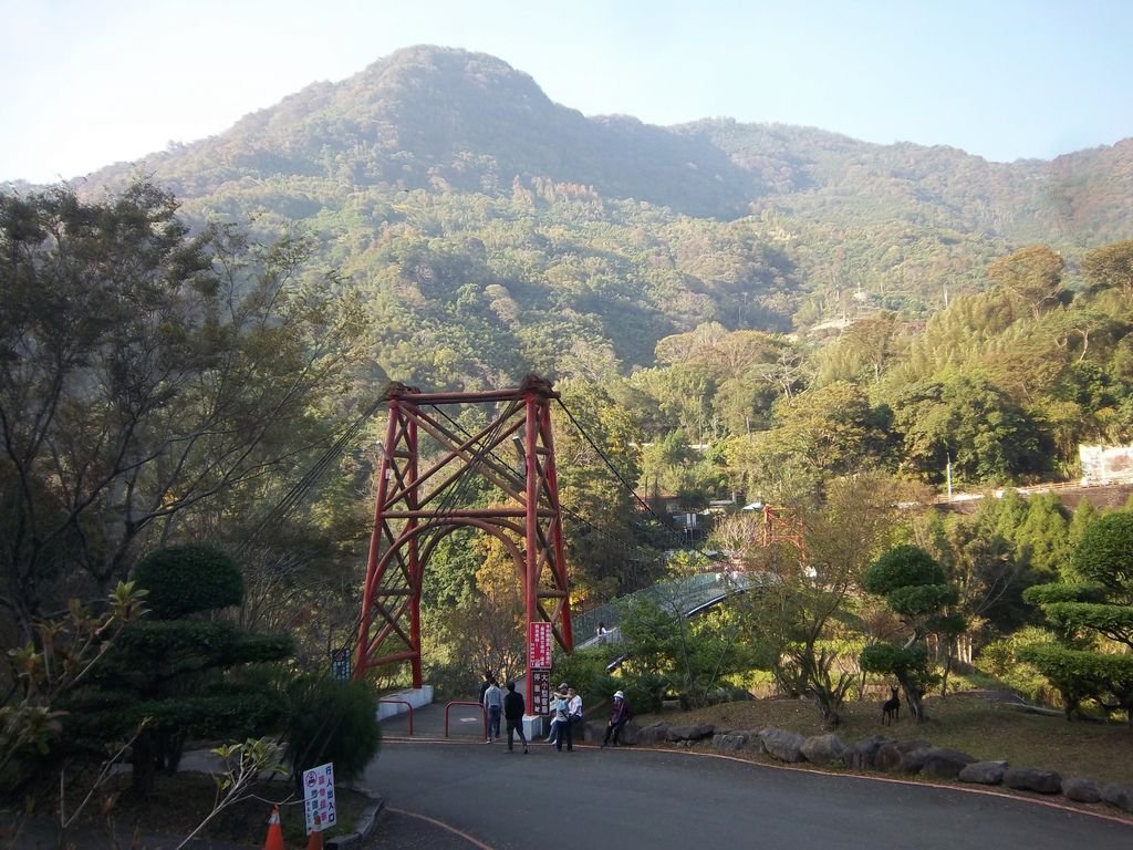 騰龍山莊吊橋（泰安）