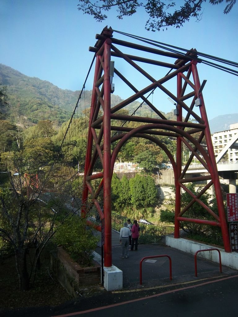 騰龍山莊吊橋（泰安）