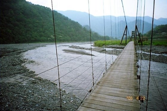 【３１】法治吊橋