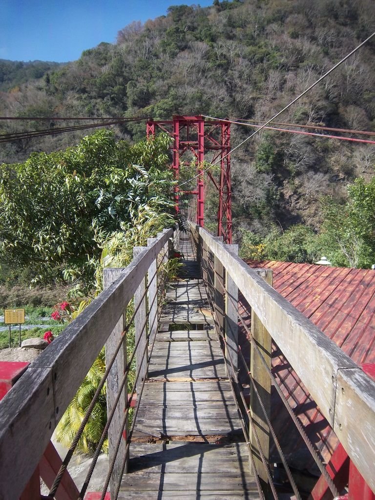 萬豐鐵管吊橋（萬豐村）