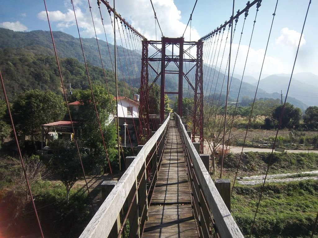 萬豐鐵管吊橋（萬豐村）