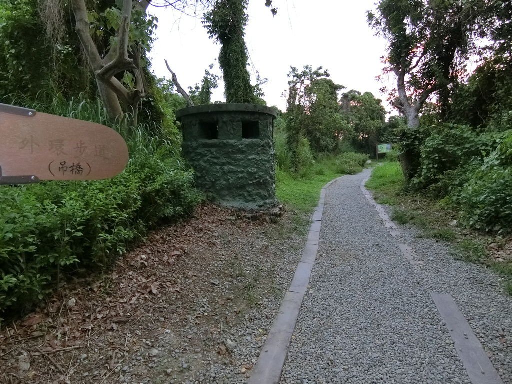 漯底山公園步道口