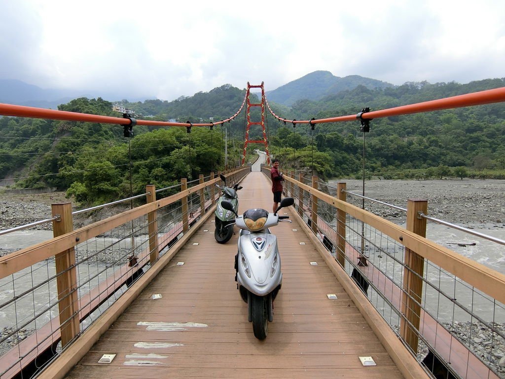 嘎啦鳳吊橋（桃源）