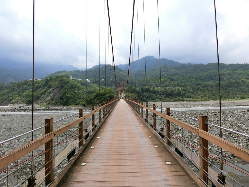 嘎啦鳳吊橋（桃源）