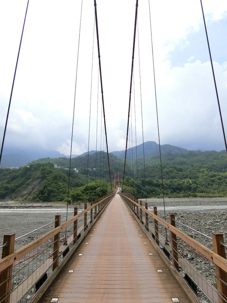 嘎啦鳳吊橋（桃源）