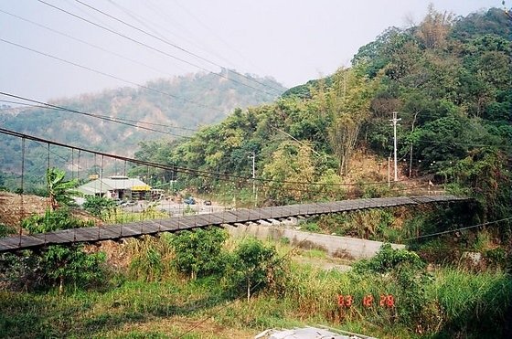 【８０】草嶺吊橋