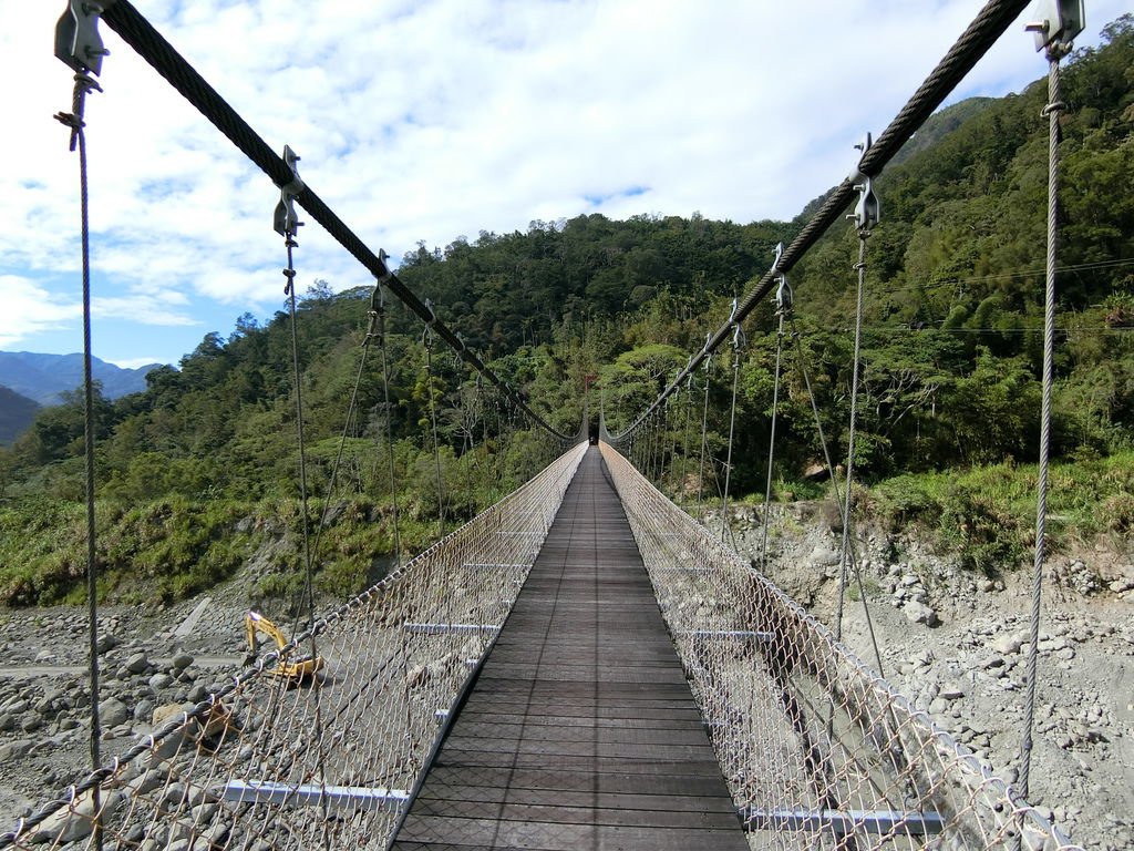 行峯吊橋（豐山村）