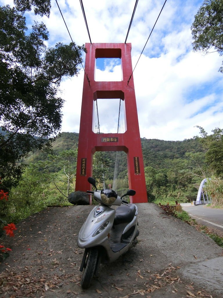 行鼓吊橋（豐山村）