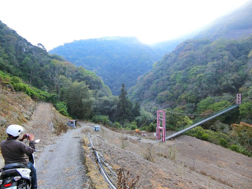 平和吊橋（都達村）