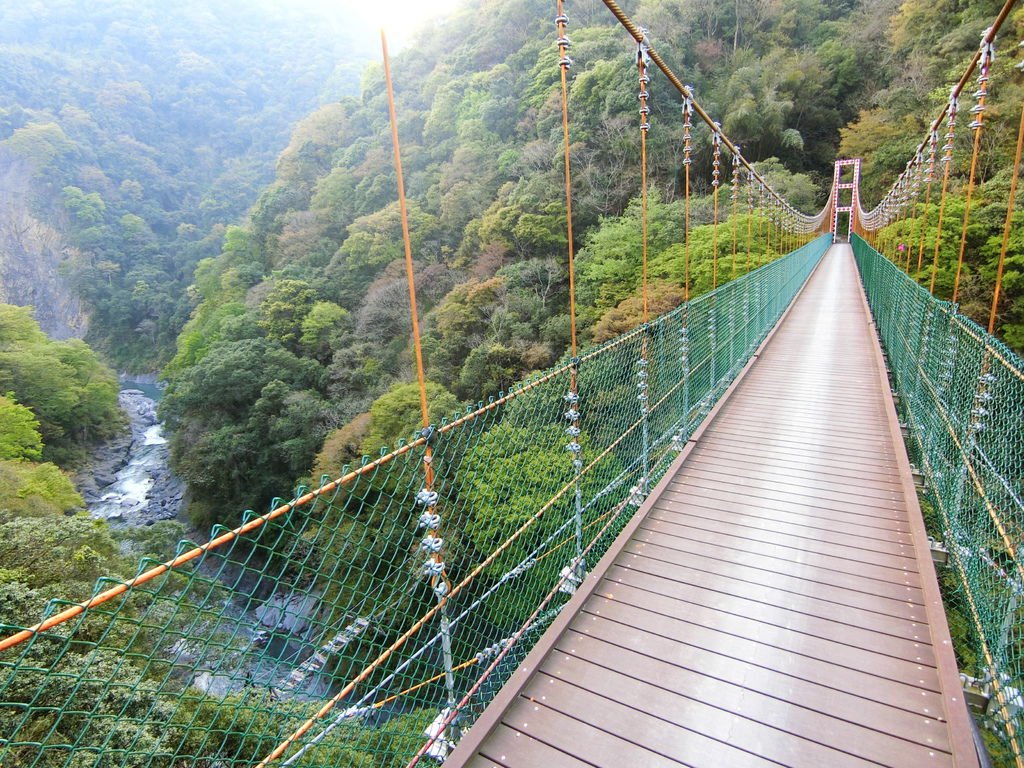 平和吊橋（都達村）