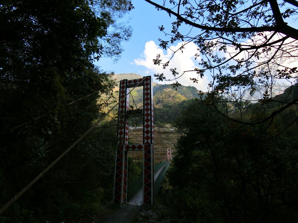 平和吊橋（都達村）