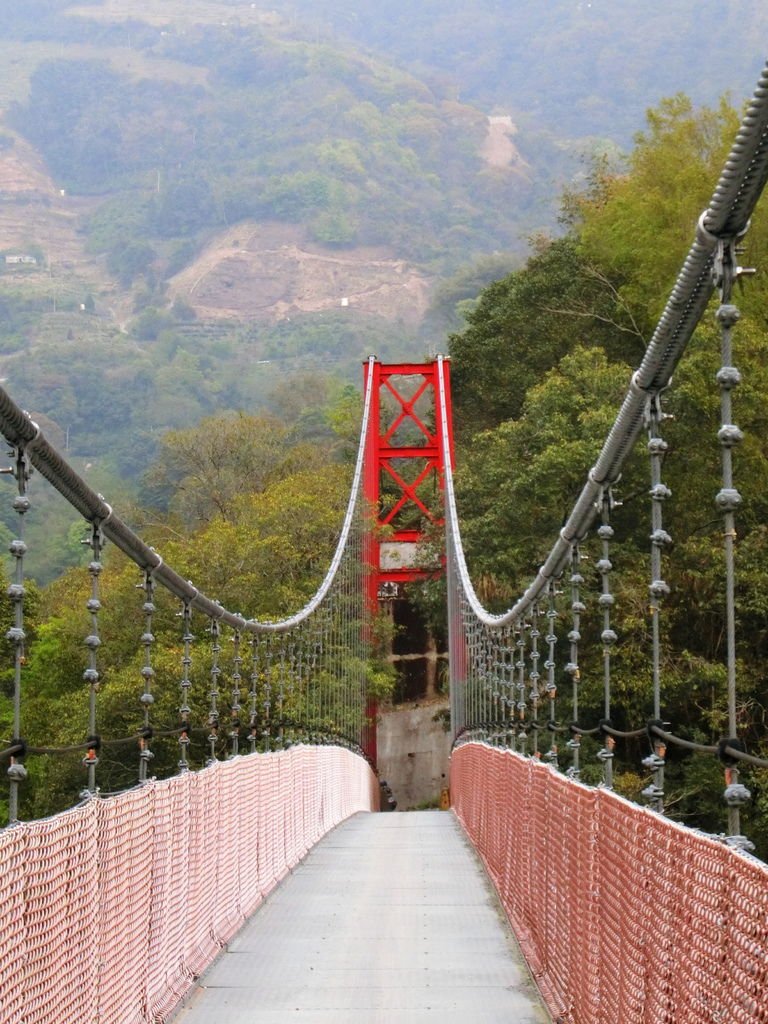 平靜吊橋（都達村）