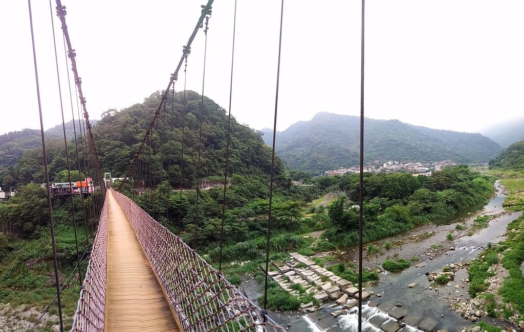 攀龍吊橋（橫山）