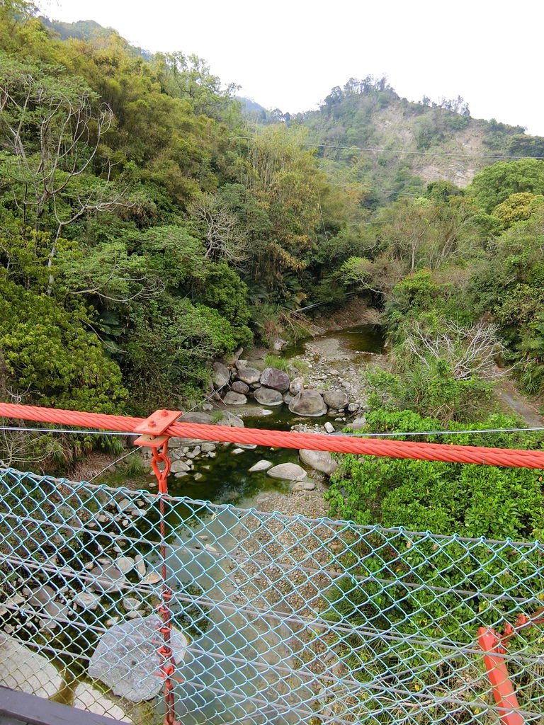 樟平溪吊橋（中寮）