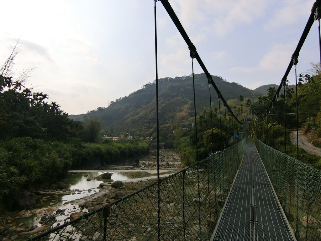 粗坑吊橋（中寮）