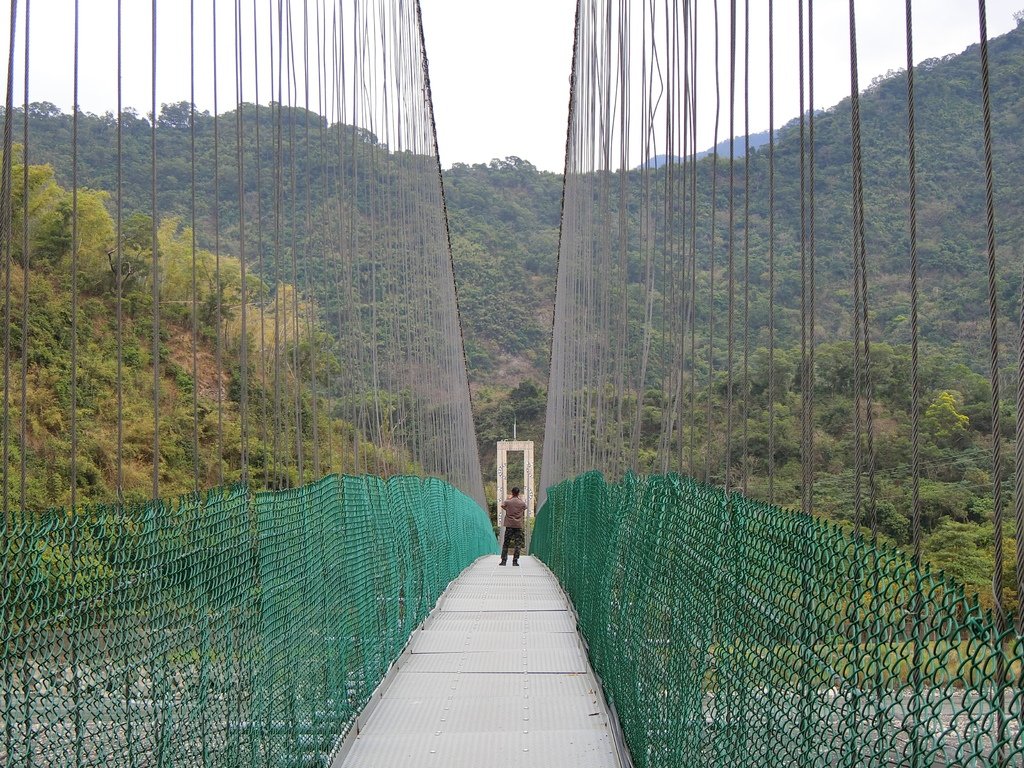 布魯布沙吊橋（茂林里）