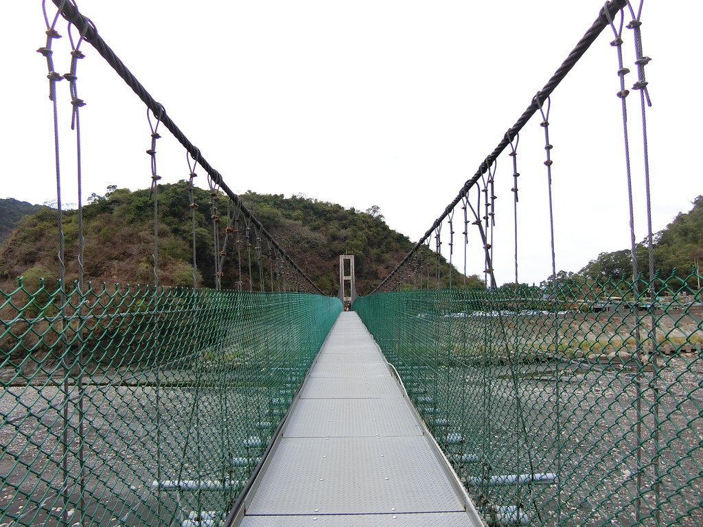 布魯布沙吊橋（茂林里）