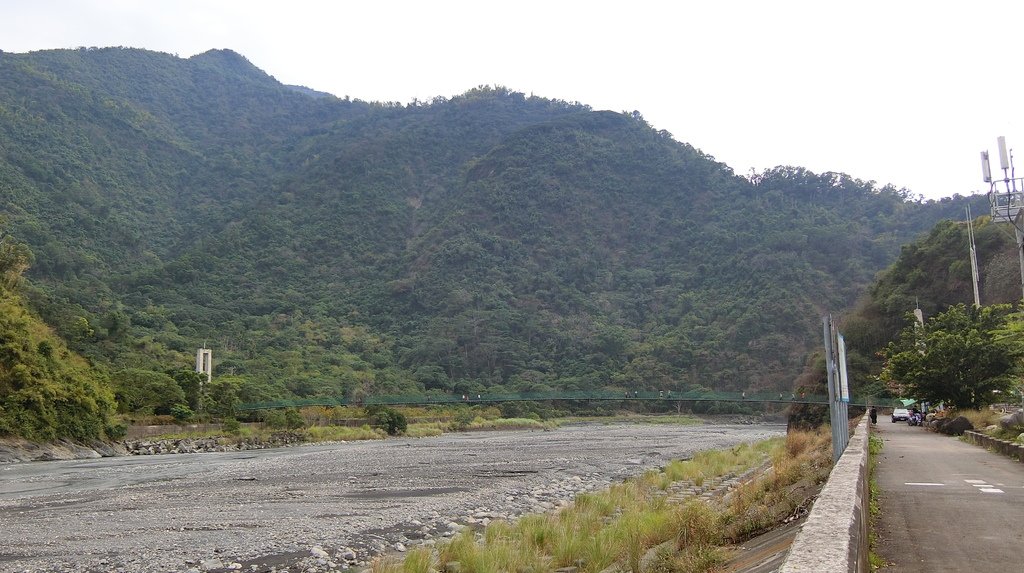 布魯布沙吊橋（茂林里）