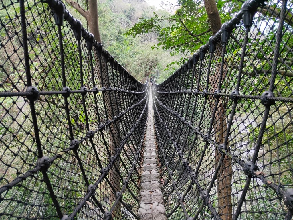 神山瀑布繩索吊橋（霧台）