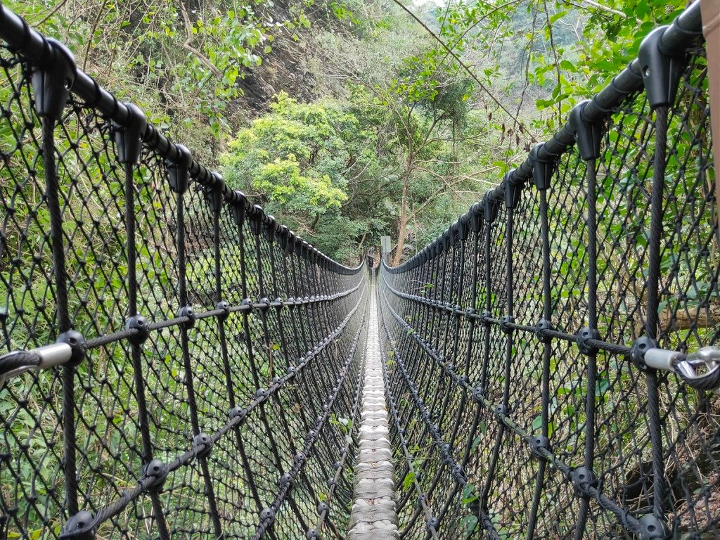 神山瀑布繩索吊橋（霧台）