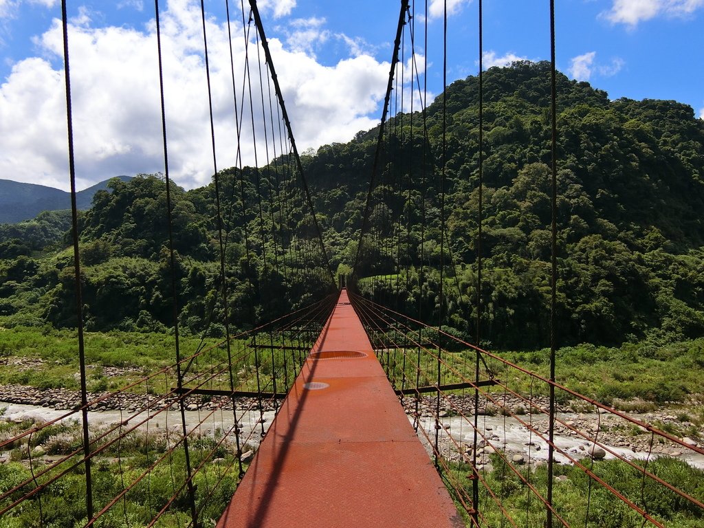 錦卦吊橋（泰安）