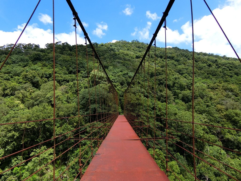 錦卦吊橋（泰安）