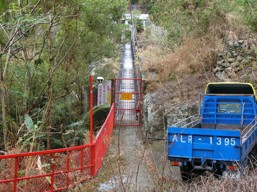 東興發電廠吊橋（卑南）