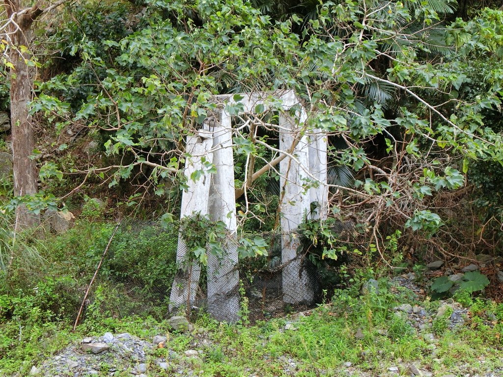 歷坵吊橋 遺跡（太麻里）