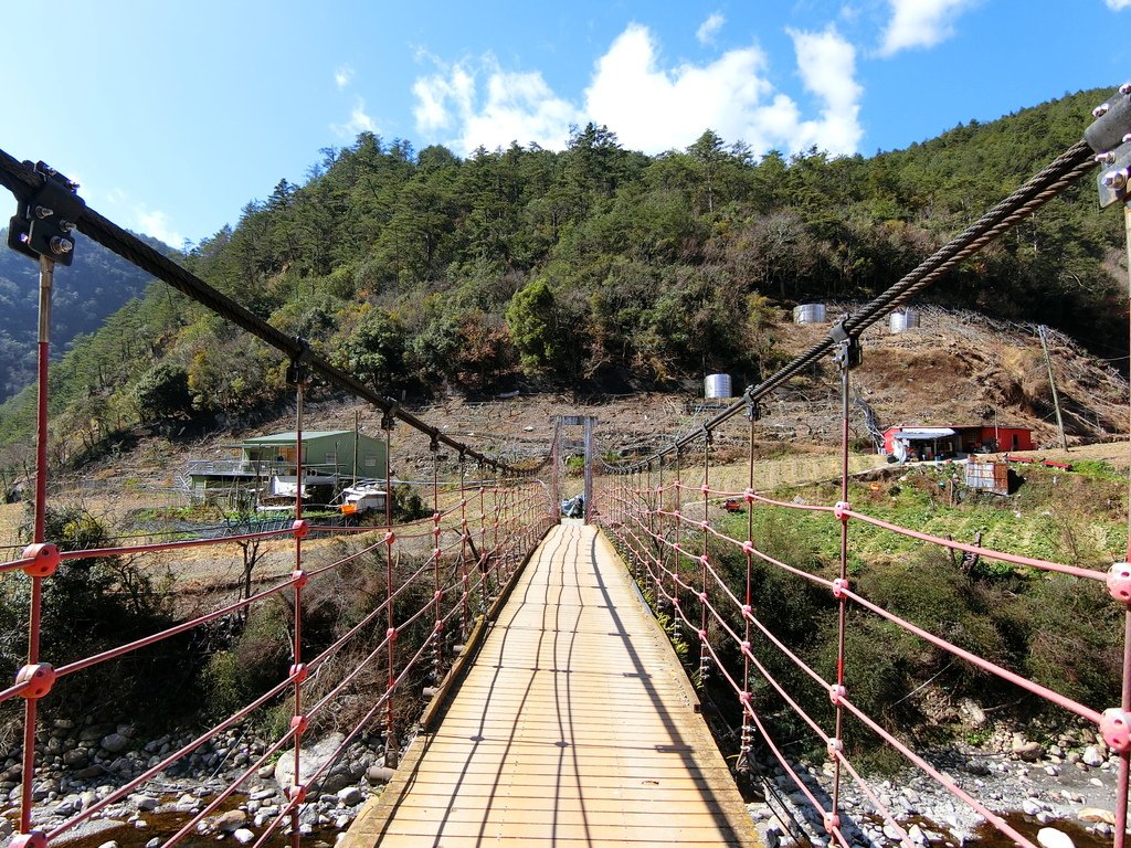 平等吊橋