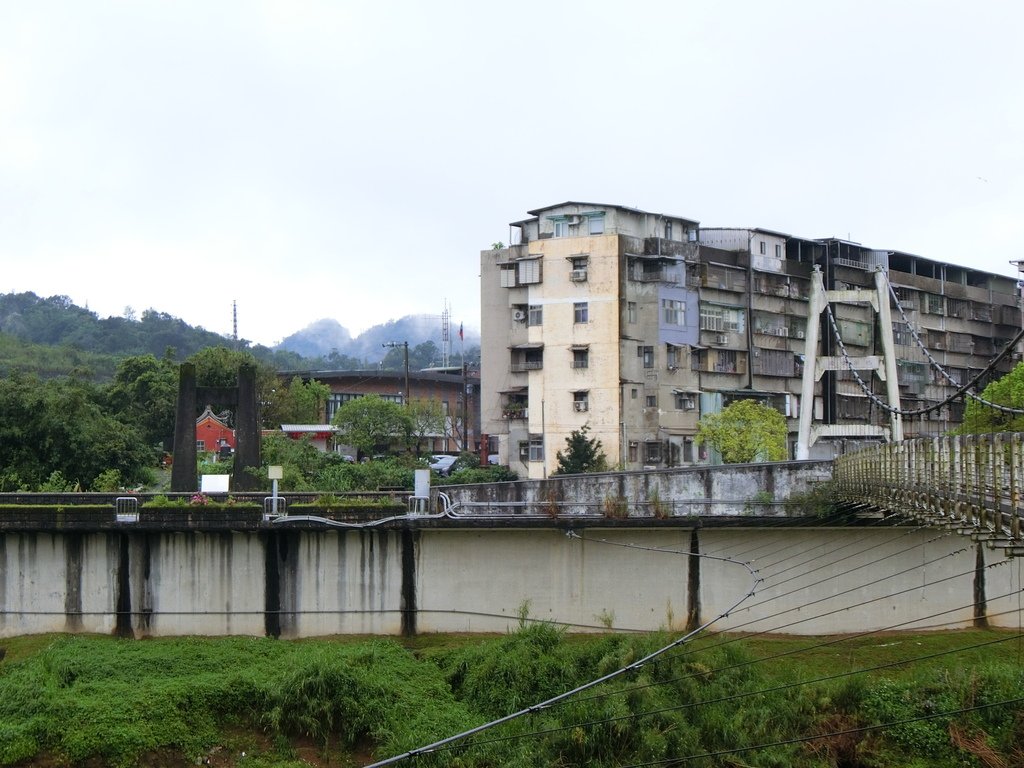 俊德吊橋（七堵）