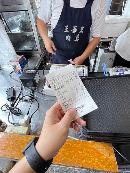 火爆！台中美食。水湳中央公園美食 王爺王肉羹