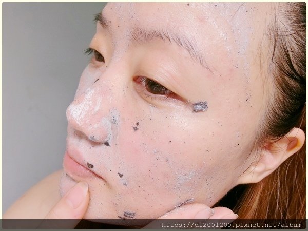 GLAMGLOW瞬效完美發光面膜升級版9.JPG