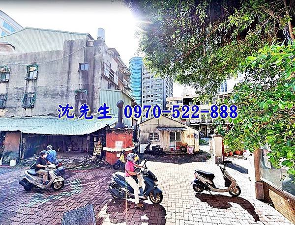 台南市東區東門路二段134巷11號台南法拍屋代標沈先生0970522888台南市東區法拍屋大東夜市龍山寺透天3.jpg