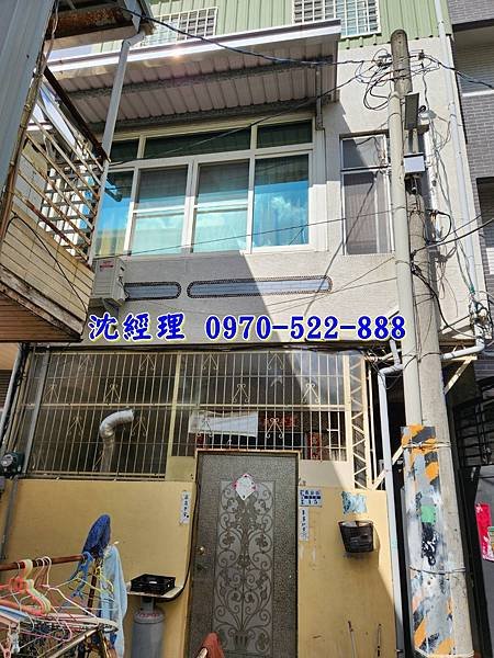 嘉義市西區長安街25巷15號嘉義法拍屋代標沈先生0970522888嘉義市西區法拍屋近秀泰廣場靜巷透天1.jpg