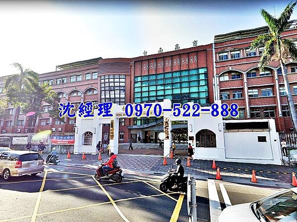 台南市中西區健康路一段322號台南法拍屋代標沈先生0970522888中西區法拍屋台南高商家齊高中百坪朝南透天店面4.jpg