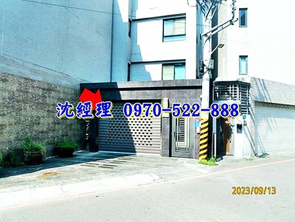 臺南市仁德區德崙路77巷35號3樓之2台南法拍屋代標沈先生0970522888仁德法拍屋尊爵德南國小電梯三房2.jpg