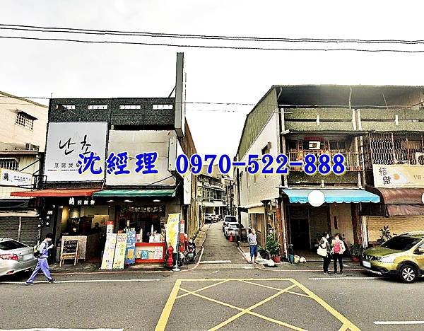 嘉義市東區吳鳳南路224巷7號嘉義法拍屋代標沈先生0970522888嘉義市東區法拍屋大業國中輔仁中學透天4.jpg