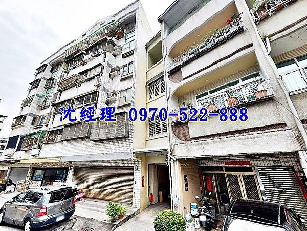 台南市東區崇德九街46號台南法拍屋代標沈先生0970522888台南東區法拍屋崇明學區崇義黃昏市場透天2.jpg